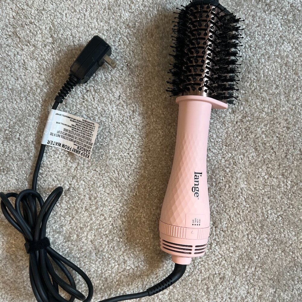 L'ange- Le Volume Elevé 
2-in-1 Titanium Brush Dryer 65mm